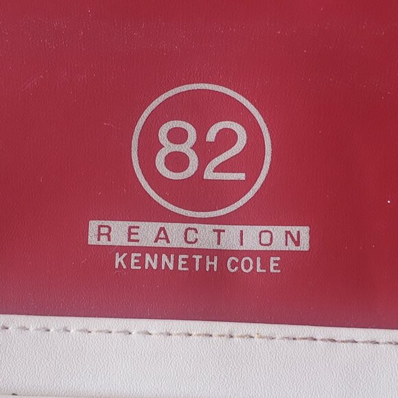 82 "Reaction Kenneth Cole" men's red messenger bag vintage style - Picture 2 of 9